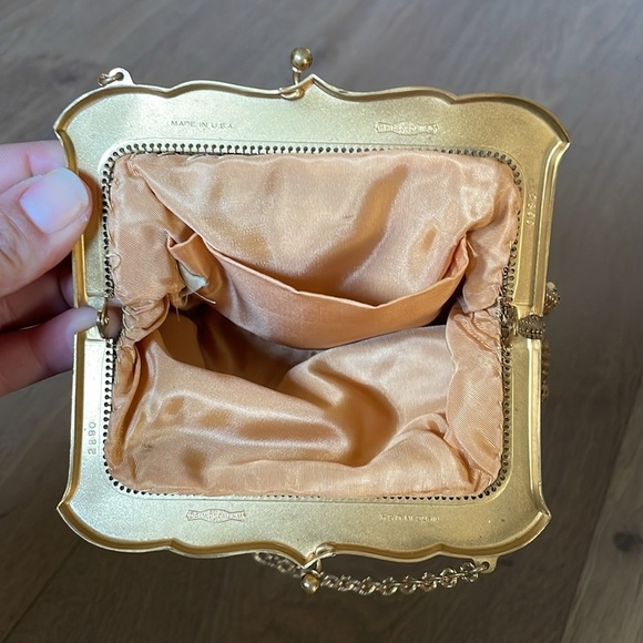 Vintage Whiting & Davis Cream Gold Metal Mesh Bag - Picture 4 of 10